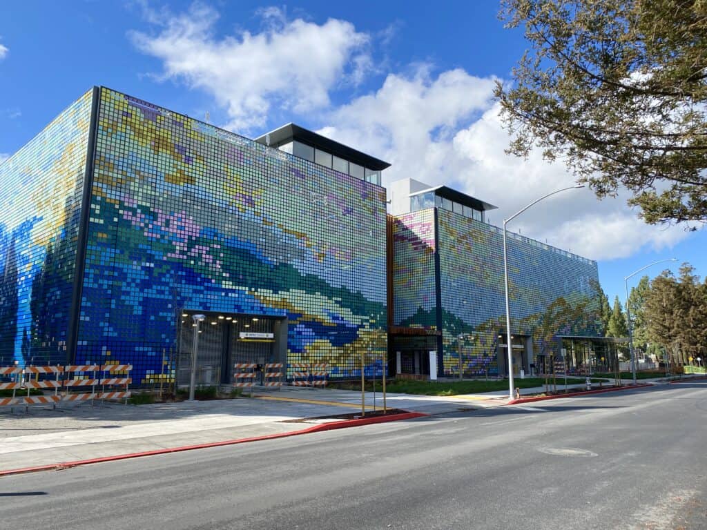 KINETICWALL Dynamic Facade for Parking Structure Architecture